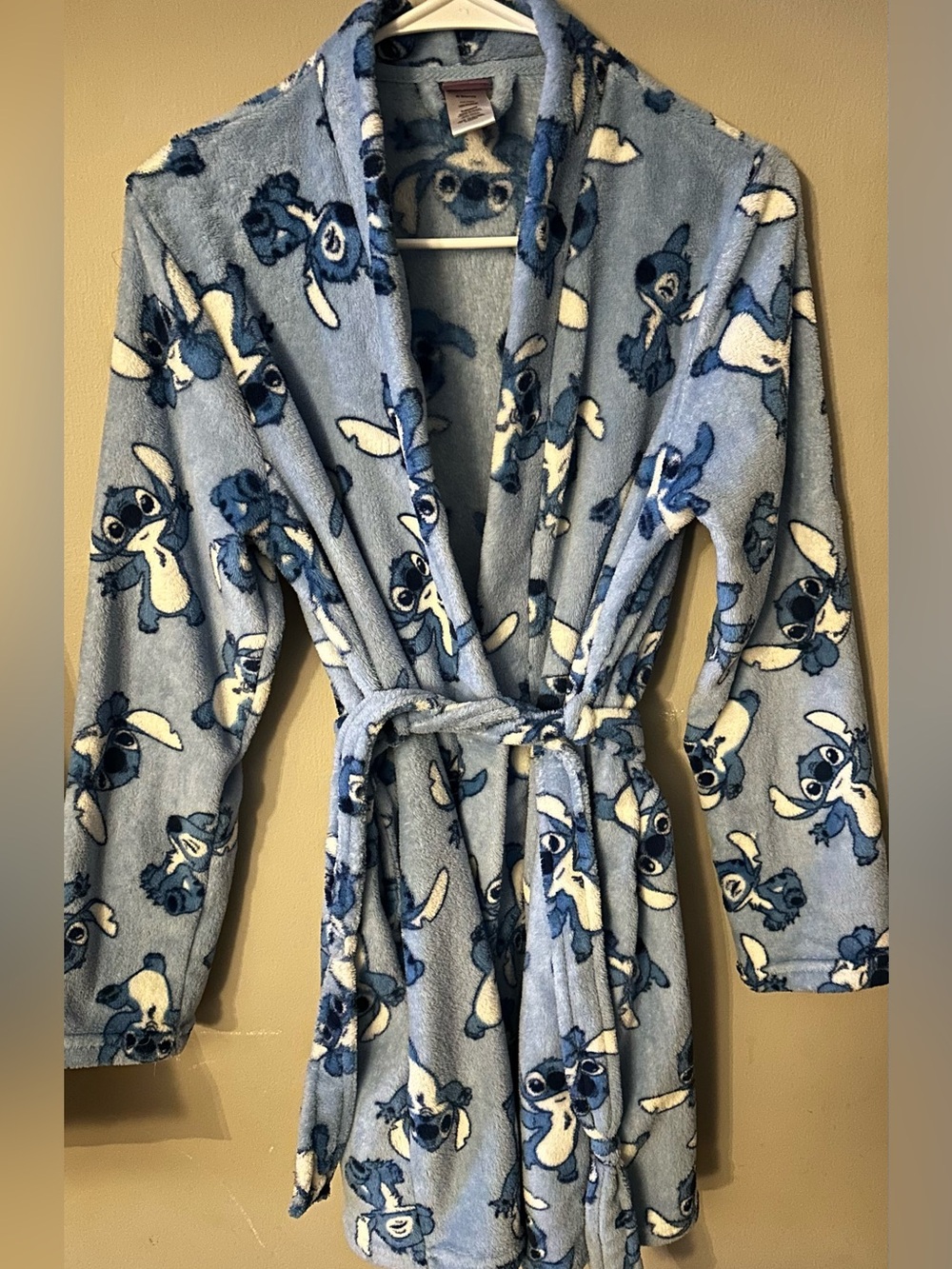 STITCH ROBE EUC - Picture 2 of 5